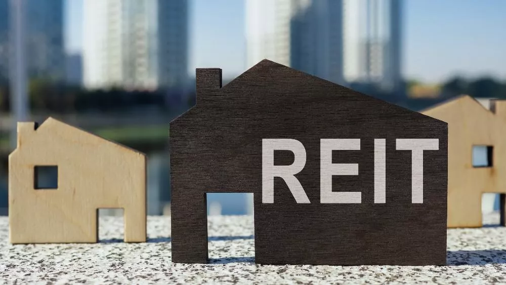 3 Reasons InterRent REIT is 1 of the Best Stocks to Buy Now
